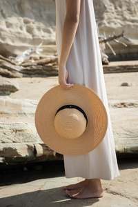 Holiday Essentials: So Shady Extra Ribbon