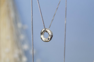 Mineral Collection: Circle Pendant - Small - White Gold