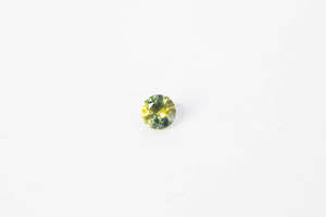 Gemstones: 4mm Sapphire - 0.405ct Round - Green-Yellow Parti
