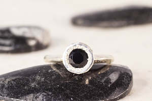 Lota Ring - Sterling Silver with Black Spinel