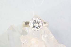 Eluo Ring - Sterling Silver with Mint Quartz