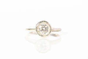 Lota Ring - 9ct White Gold with Lab Diamond