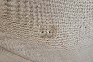 Earrings: Flat Ball Stud Earrings - 4.6mm - Sterling Silver