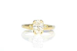 Eos Ring - 14ct Yellow Gold with 1.09ct Lab-Diamond