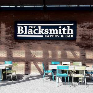 Auckland South: The Blacksmith Eatery & Bar - Takanini