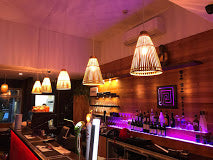 Franchises: Nomnom Kitchen - Strowan