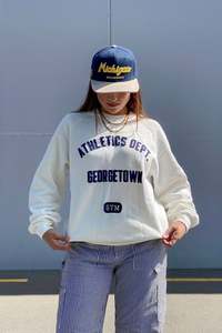 Womens: NCAA Georgetown Athletics Dept Gym Crew