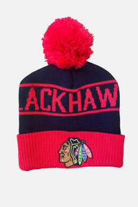 Accessories Women: Majestic NHL Chicago Blackhawks Wordmark Bobble Beanie