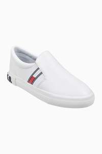 Tommy Hilfiger Womens Fin2 Sneaker