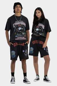 Shorts Womens: Mitchell & Ness Superbowl Tampa Bay Buccaneers Shorts Unisex