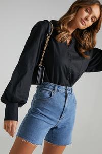 Denim: Abrand A Claudia Cut Off in Georgia