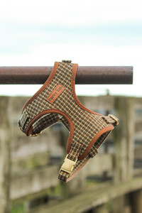 Products: Tussock Tweed Harness Southern Buddy