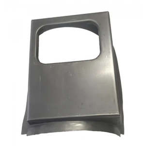 Transmission: 4-Speed Factory Floor Shifter Hump (VH-CM)