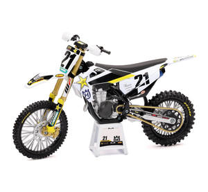 MODEL DIRT BIKE HUSQVARNA FC450 1:12 SCALE BY NEW RAY FACTORY RACING ROCKSTAR EN&hellip;