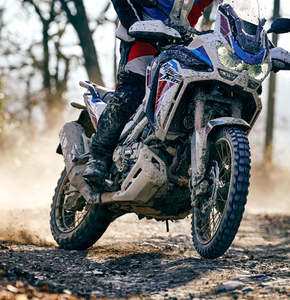 Road Tyres: Metzeler KAROO 4 - Adventure (On/Off)