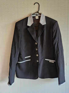 Second Hand Gear: Ladies Show Jackets
