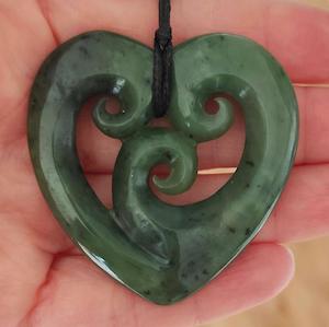 Jewellery: NZ Greenstone Large Heart - 50mm #30A