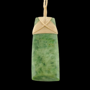 Greenstone Pendants: NZ Greenstone Toki - 70mm  - Deane Moreton #117