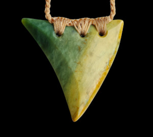 Greenstone Pendants: NZ Greenstone Whale Tooth Design - 50mm - Alex Sands #200