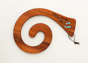 Woodcraft: Rimu Wood Single Tablemat with Paua Inlay - Native Design