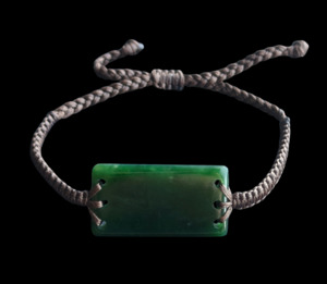 Jewellery: NZ Pounamu Greenstone Cord Bracelet #07B