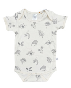 Gifts: Babywear Fern, Kiwi, Flora Romper - Cream