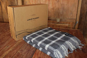 Palliser Ridge: Luxury Lambs Wool Blanket - Small Herringbone Check - Charcoal