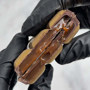 House of Chocolate Gooey Salted Caramel Bar