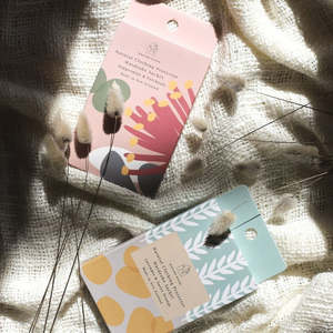 Gifts Under 30: Natural Drawer Sachet - Lavender & Sweet Orange