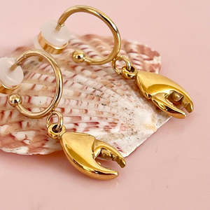 Gifts 30 50: Crab Claw Half Hoops