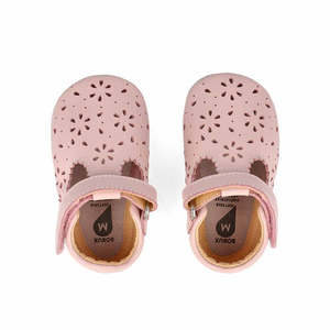 Gifts 50 100: Bobux Soft Soles - Lacey Blossom
