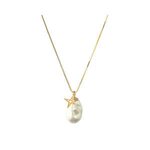 Gifts Over 100: Luxe Pearl Gold Necklace