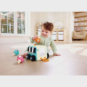Eco Gifts: Hape Sensory Scoop Ice Cream Truck