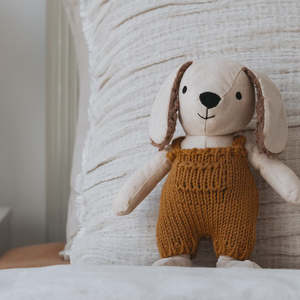 Gifts 50 100: Gilbert Dog Soft Toy