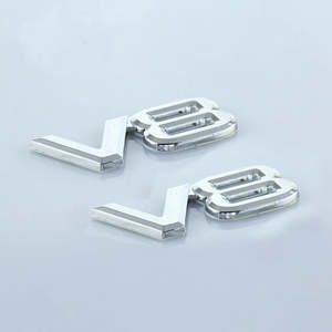 Auto: V8 Badge - Steel, Chrome