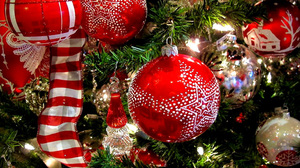 SpicyPulp’s Ultimate Christmas Buying Guide 2025: Big Energy Gifts for Him, He&hellip;