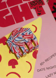 Frontpage: Splendid X Lekkie Shania Claw Clip