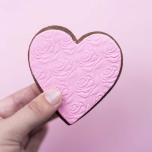 Pink: PINK HEART COOKIE