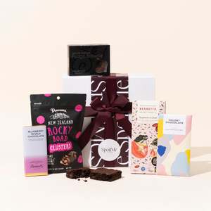 CHOCOLATE DREAM PINK GIFT BOX