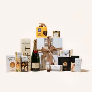 Valentines Day Her: Celebrate in Style Gift Box