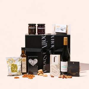ENTERTAINER GIFT BOX