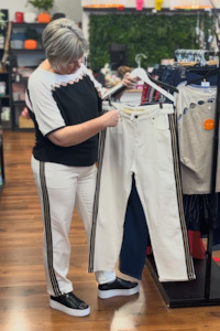 Lemon Tree Non Sale: Lemon Tree Terissa Jean Off White