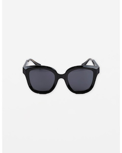 Non Sale Items 1: Stella + Gemma - Manhatten Black Sunglasses
