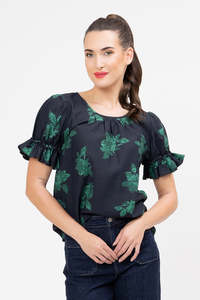 Clearance Clothing: Seeking Lola Vibrant Top - Emerald