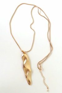 Gifts For Her: Archer House Gold Drop Pendant Necklace