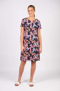 Vassalli Printed Lightweight Fitted Dress with Short Sleeve - Willa