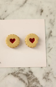 Jewellery: JU Shrewsbury Earrings Star Stud