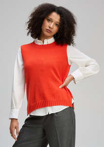 Clothing: Zaket & Plover Vest Essential - Paprika