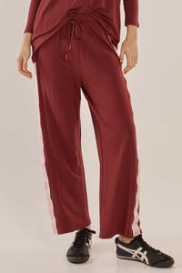 Betty Basics Evelyn Wide Leg Jogger - Burgandy