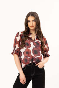 Leila + Luca Short Sleeve Movement Blouse - Merlot Pop